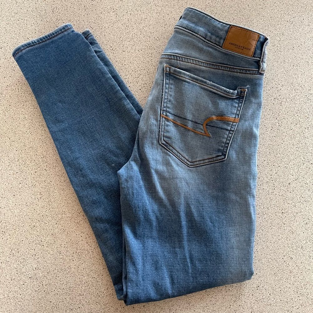 #17 AEO American Eagle Outfitters super stretch high rise leggings crop